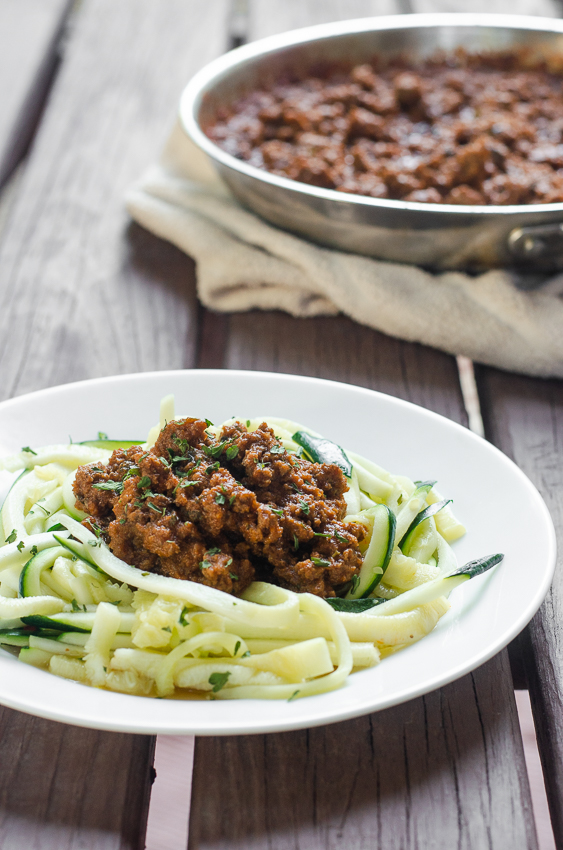 A deliciously simple meal, ready in under 30 minutes, this classic meat sauce with zoodles will be a big hit with the family! Low-carb, ketogenic, Whole30, Paleo, gluten-free, grain-free, dairy-free and nut-free.