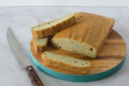 This macadamia nut bread is buttery, fluffy and very versatile. Tastes just like traditional bread, and has a crusty outer layer and soft inside! Perfect for those following a gluten-free, grain-free, ketogenic, low-carb, Paleo or dairy-free lifestyle. 