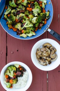 A simple and quick recipe, this orange ginger veggie stir fry is perfect for busy nights! Takes less than 30 minutes, and can be made in just one skillet! Gluten-free, grain-free, dairy-free, vegan, vegetarian, low-carb, Whole30, Paleo.