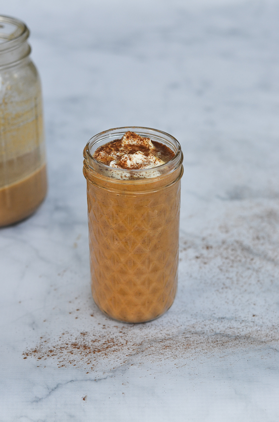 A spicy and flavorful hot beverage, this coffee-free cinnamon vanilla pumpkin latte is the perfect fall drink! Low-carb, sugar-free, Paleo, vegan and dairy-free.