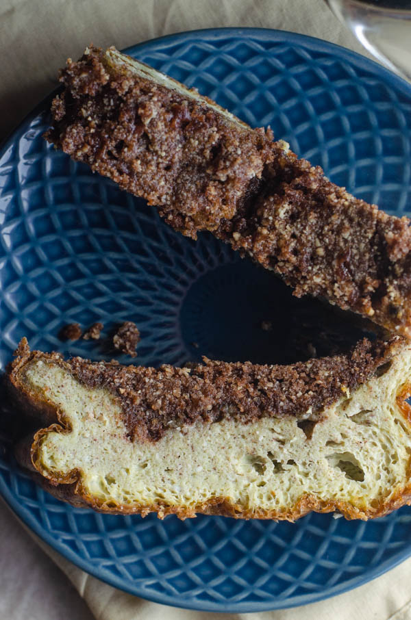 This cinnamon crumb egg loaf is a SUPER low-carb version of a coffee cake. Only 1 g net carbs per slice! Keto, paleo, sugar-free, dairy-free.