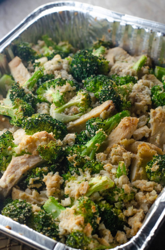 Creamy chicken and broccoli casserole made with a cashew cream or macadamia nut cream sauce. Low-carb, ketogenic, whole30 compliant, Paleo, dairy-free, gluten-free, grain-free.