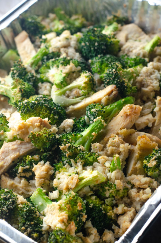 Creamy chicken and broccoli casserole made with a cashew cream or macadamia nut cream sauce. Low-carb, ketogenic, whole30 compliant, Paleo, dairy-free, gluten-free, grain-free.