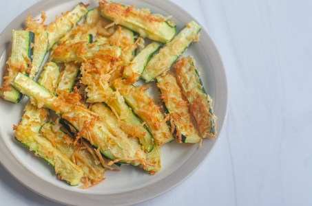 Crispy air-fried zucchini fries are a delicious appetizer or side dish. Perfect for any keto, low-carb or primal meal.