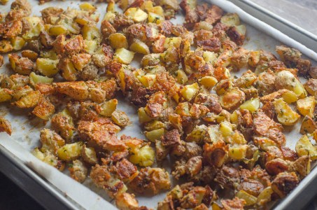 A delicious side dish, these super-crispy Parmesan potatoes are great for any night of the week! Gluten-free, grain-free, vegetarian, primal.