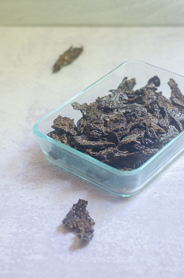 Looking for a way to get some nutrient-dense beef liver into your diet? These dehydrated beef liver chips are quite palatable and great for snacking!