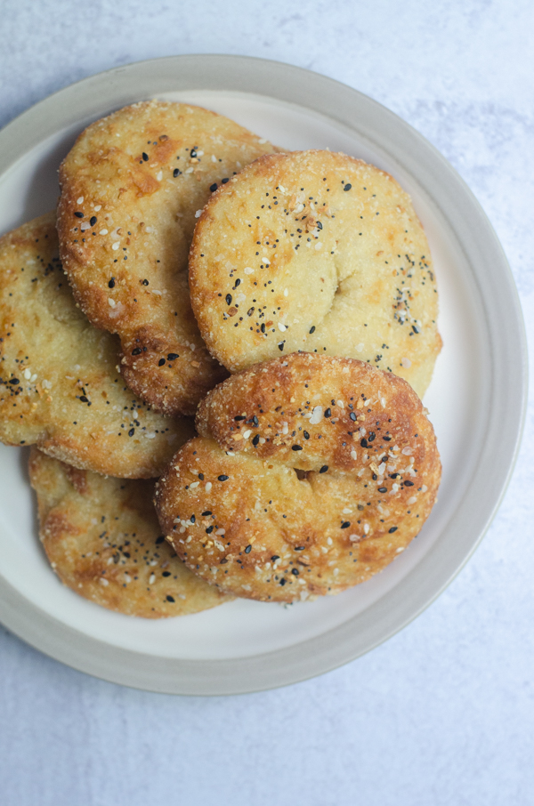 Low-carb everything bagels are one of my favorite easy breakfasts that can be prepped ahead and enjoyed all week! Paleo, gluten-free, grain-free, dairy-free.