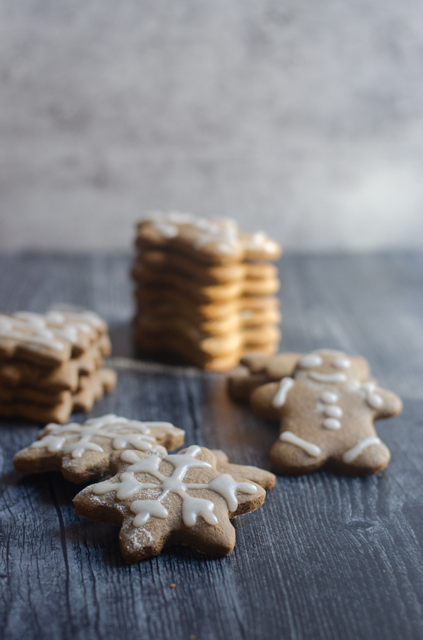 The easiest ever gluten-free gingerbread cookies. You can make them either soft or hard. The entire family will enjoy this delectable dessert!