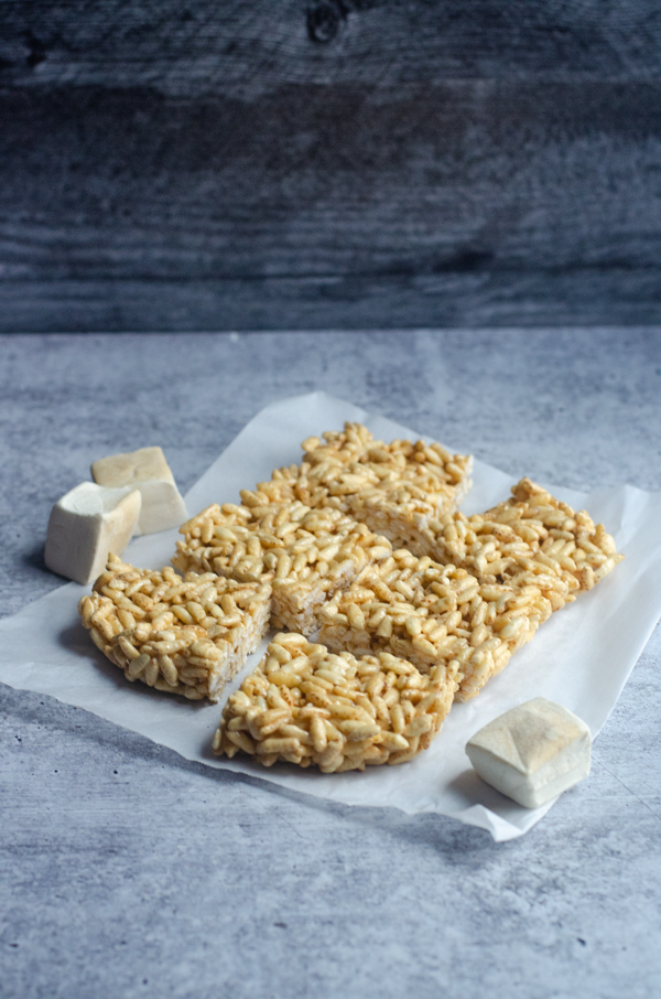 These healthier rice krispie treats are just as delicious, but have higher quality ingredients and less allergens. Gluten-free, corn-free, soy-free.