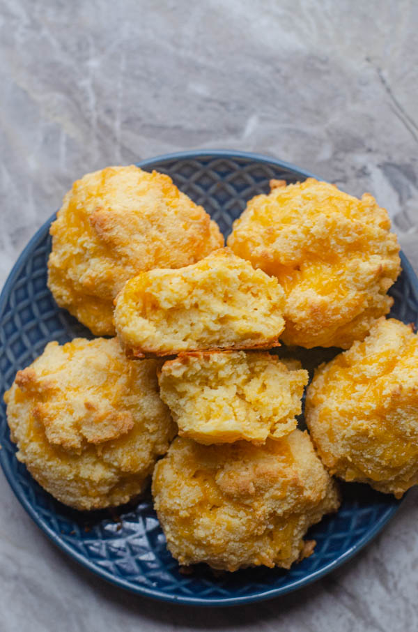 These gluten-free cheddar garlic biscuits are salty, crispy and soft and warm on the inside! Keto, low-carb, gluten-free, grain-free. 