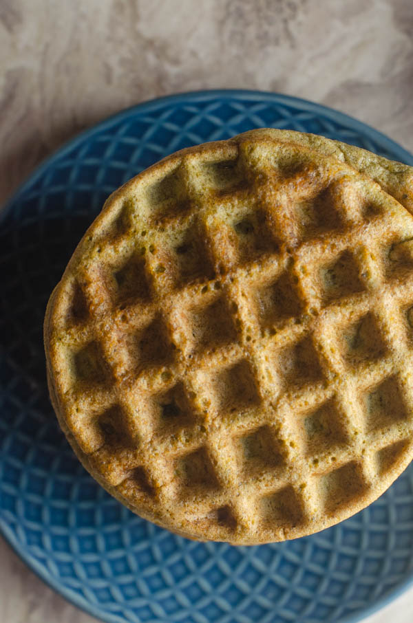 Protein waffles, a delicious breakfast for any morning! Sweet, low-carb and packed with tons of protein in every waffle. Keto, paleo, sugar-free.