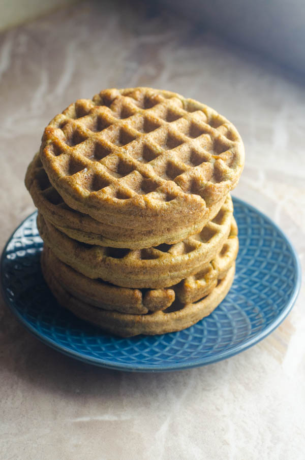 Protein waffles, a delicious breakfast for any morning! Sweet, low-carb and packed with tons of protein in every waffle. Keto, paleo, sugar-free.