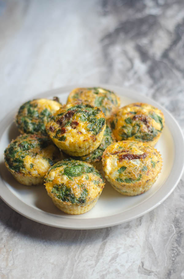 These Mediterranean egg cups are the perfect breakfast for busy mornings. You can make it ahead on the weekends and enjoy them throughout the entire week! Keto, grain-free. 