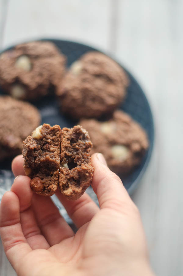 What could be better than nutella cookies?? These are easy, tasty and also gluten-free and grain-free!