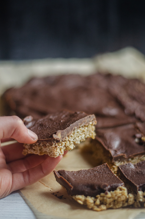 peanut butter chocolate oat bars