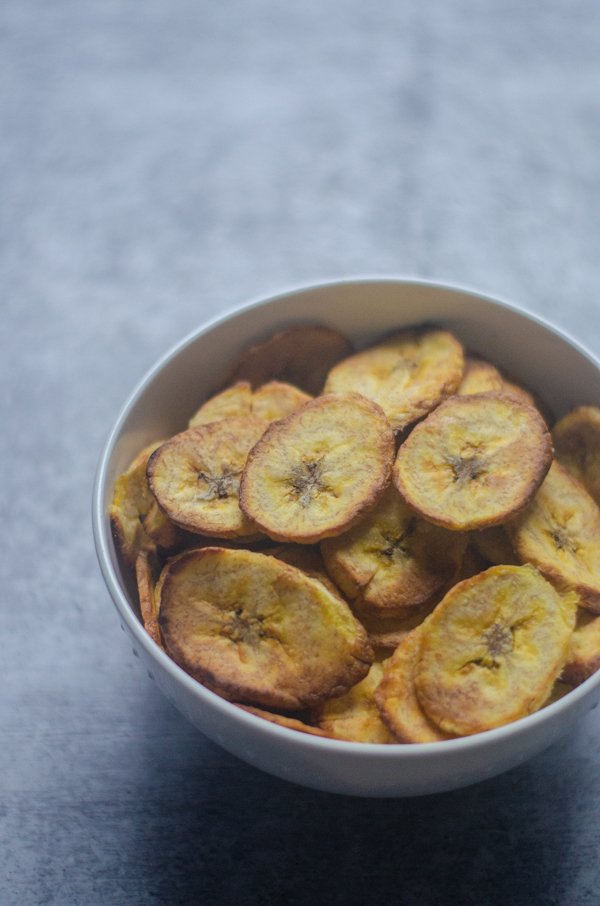 healthy baked plantain chips