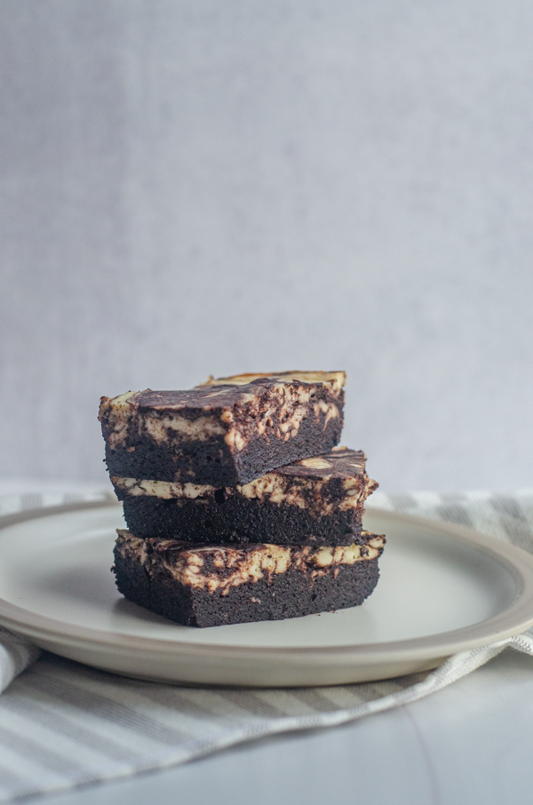 A simple dessert, these quick and easy keto cheesecake brownies do not disappoint! Low-carb, gluten-free. 