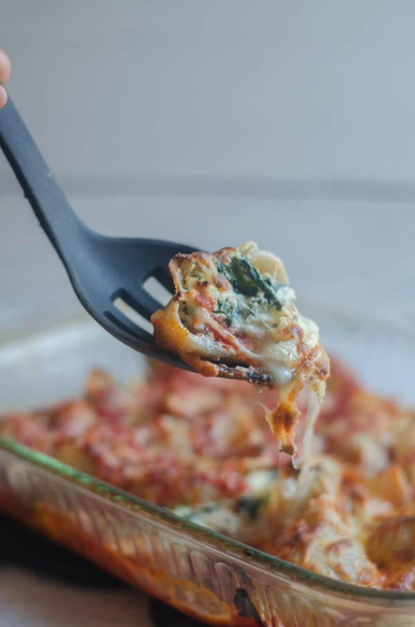 These gluten-free vegetarian stuffed shells are a crowd pleaser that everyone can enjoy! Easy to make and very filling, they're a hearty, delicious comfort food.